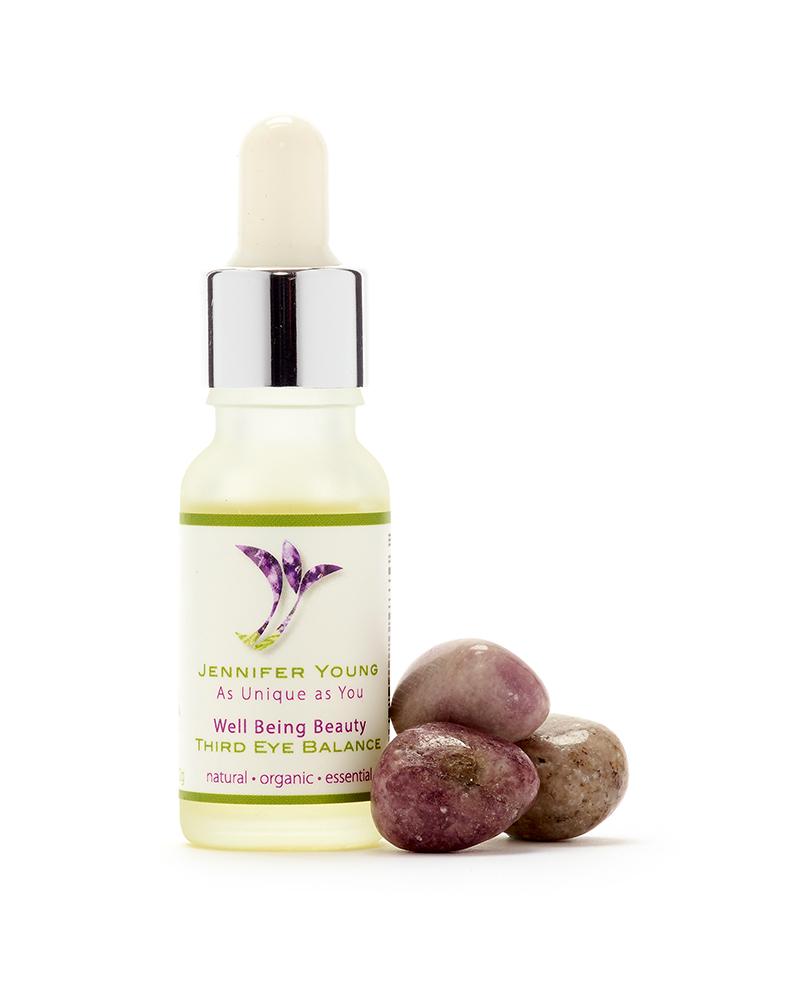 Well Being Beauty Chakra Stone and Essential Oil Set for Meditation - Third Eye - Jennifer Young